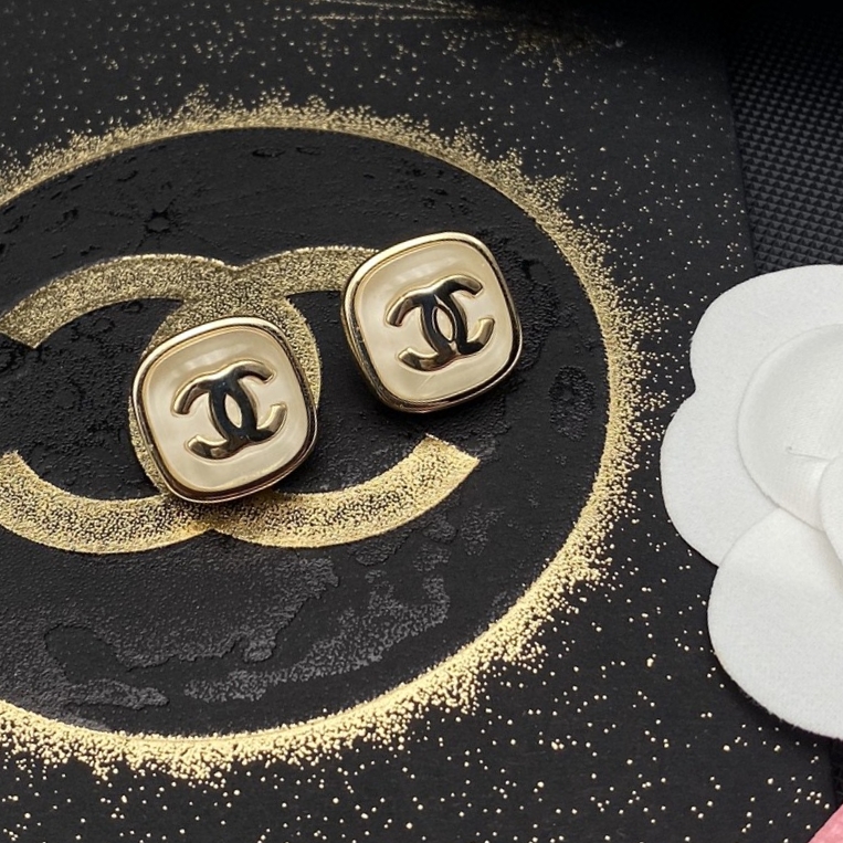 Chanel Earring 03yxs431